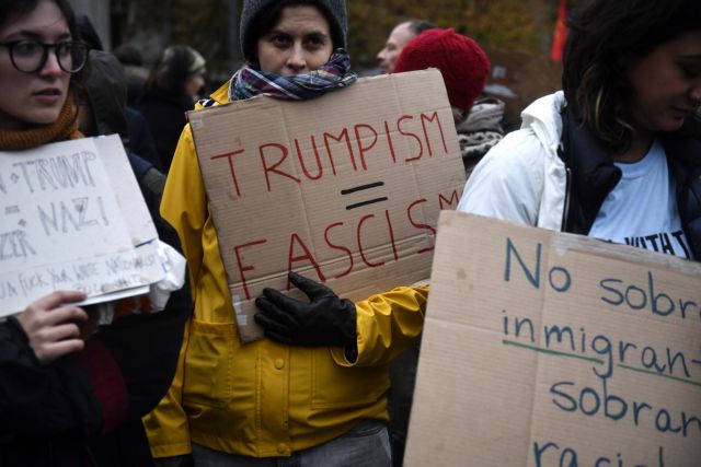 «Τραμπ = πόλεμος» φώναξαν διαδηλωτές στο Παρίσι