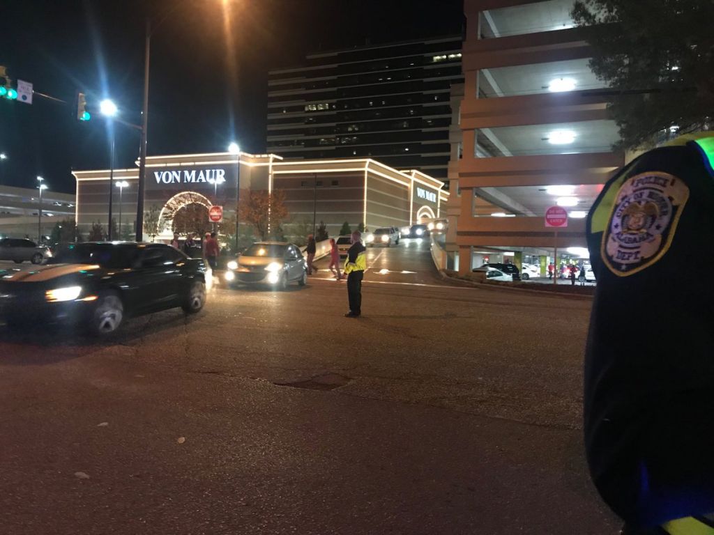 Πυροβολισμοί σε εμπορικό κέντρο στην Αλαμπάμα