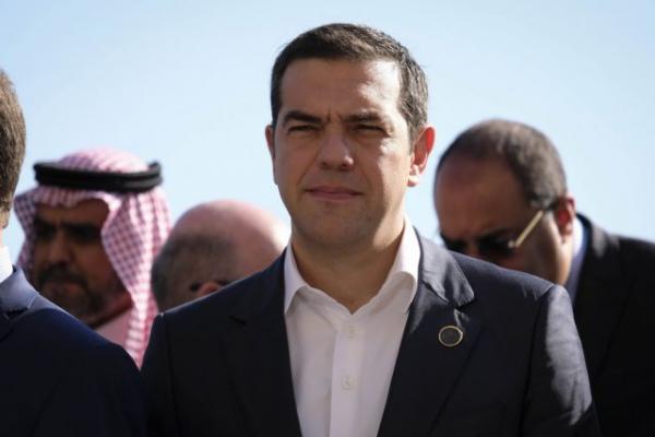 Επαφές Τσίπρα με Σίσι και Μεντβέντεβ στο Παλέρμο