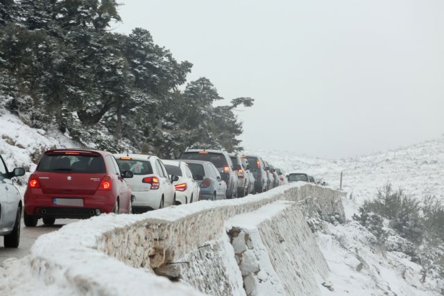 Σε ποιες περιοχές χρειάζονται αντιολισθητικές αλυσίδες λόγω χιονιού