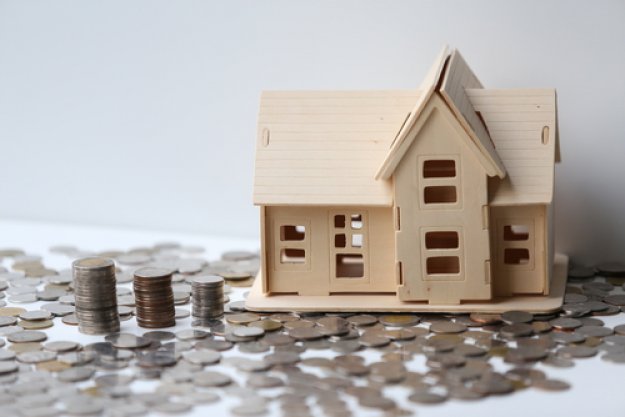 «Θηλιά» για τους Έλληνες το κόστος στέγασης – Αρνητική πρωτιά στην ΕΕ