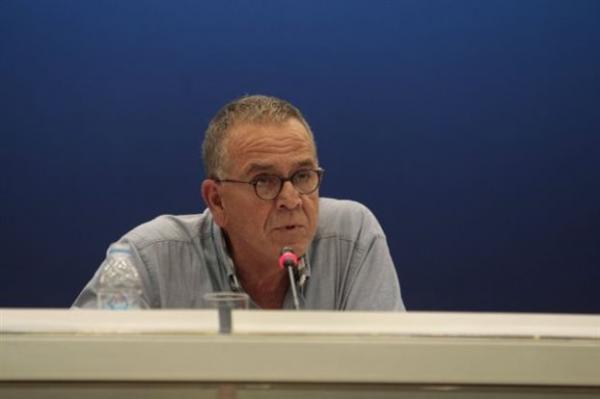 Μουζάλας: Θα αδειάσουν τα πάρκα