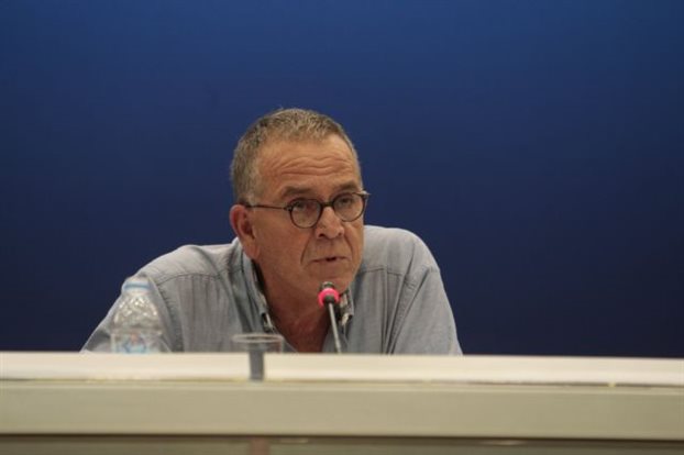 Μουζάλας: Θα αδειάσουν τα πάρκα