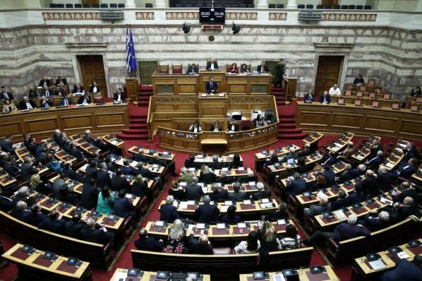 Δύσκολες ώρες για τα μικρά κόμματα