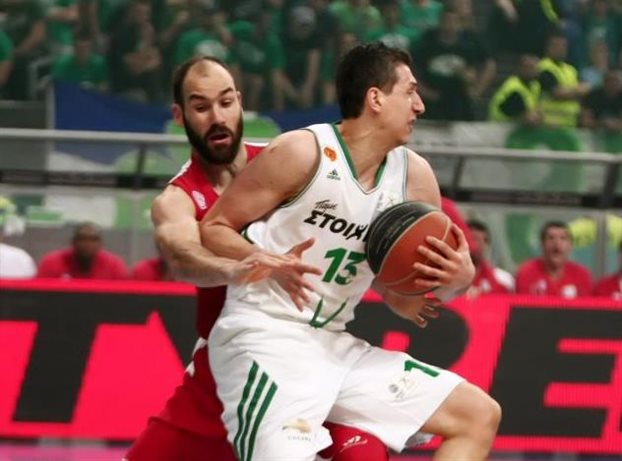 Παναθηναϊκός και Ολυμπιακός διασταυρώνουν τα ξίφη τους στο άδειο ΟΑΚΑ