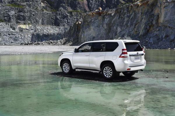 Toyota Land Cruiser 2013