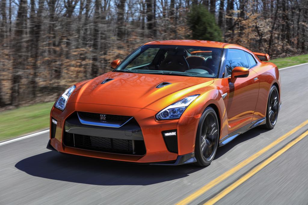 Nissan GT-R 2016