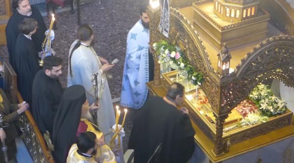 Επιτάφιος: Μεγάλη Παρασκευή στον Άγιο Νικόλαο της Καισαριανής
