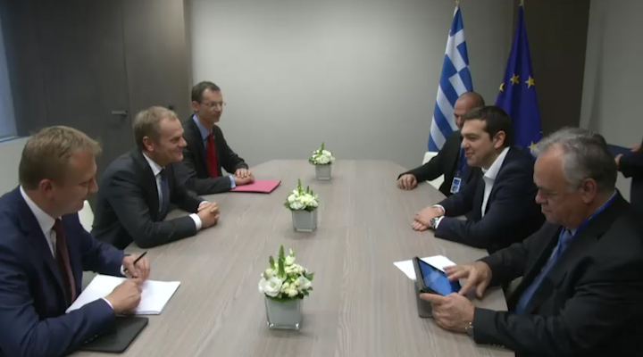 Από τη συνάντηση Αλ.Τσίπρα-Ντ.Τουσκ, που συνοδεύεται από Δραγασάκη και Βαρουφάκη