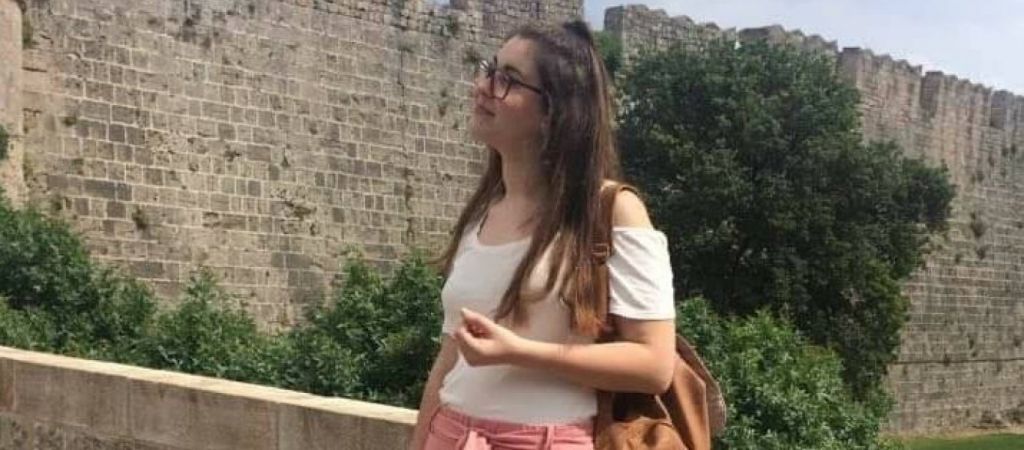 Ρόδος : Συγκλονίζει η μητέρα της φοιτήτριας – Γιατί την πέταξαν στη θάλασσα, γιατί τόσο μένος;