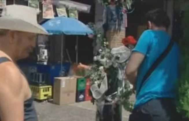 Τελευταίο αντίο στον 19χρονο από συγγενείς και φίλους