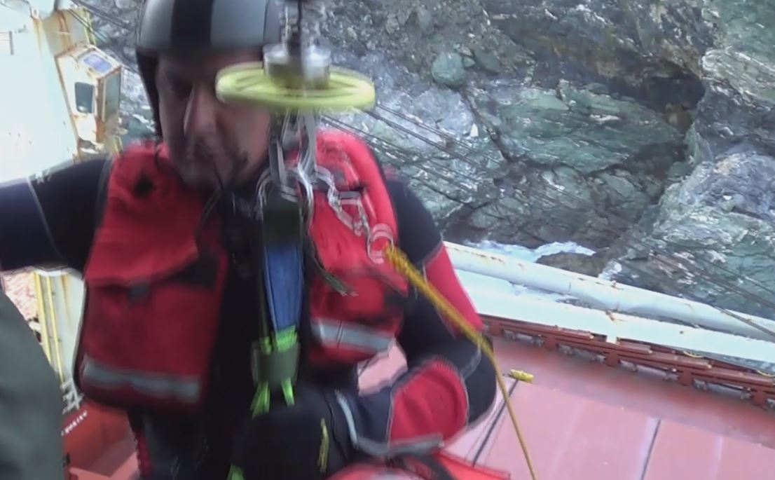 Απομακρύνθηκαν τα μέλη του πληρώματος του πλοίου «Goodfaith»