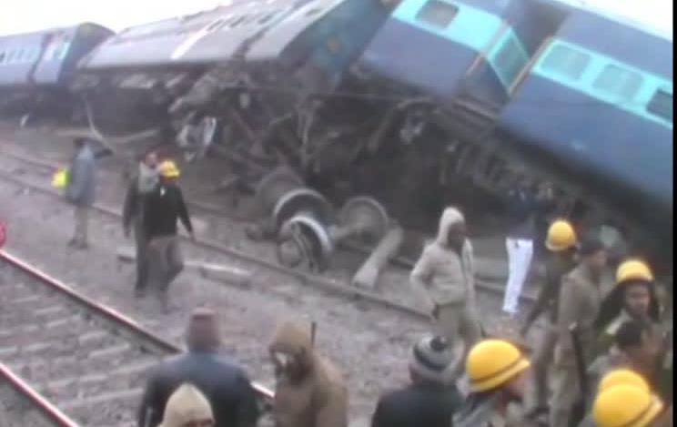 Ινδία: Εκτροχιασμός τρένου με τουλάχιστον δύο νεκρούς