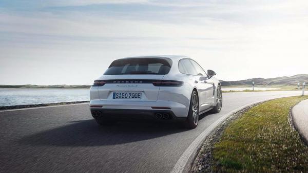 Porsche Panamera Turbo S E-Hybrid Sport Turismo 2018