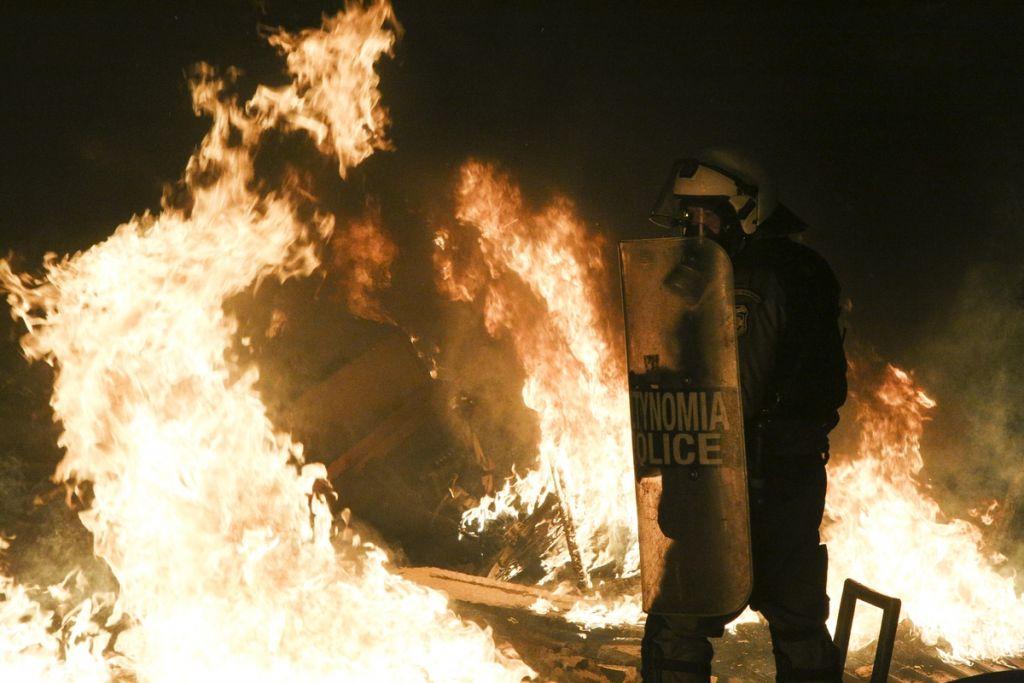 Τέσσερις τραυματίες από τα επεισόδια στα Εξάρχεια