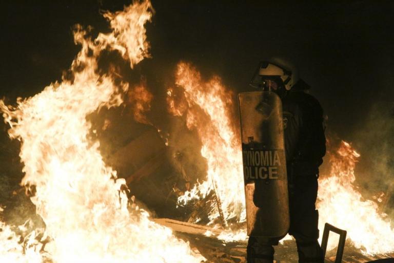 Τέσσερις τραυματίες από τα επεισόδια στα Εξάρχεια