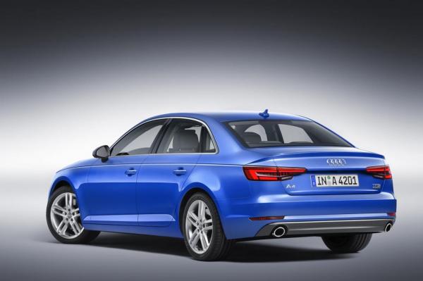 Audi A4 Sedan 2016