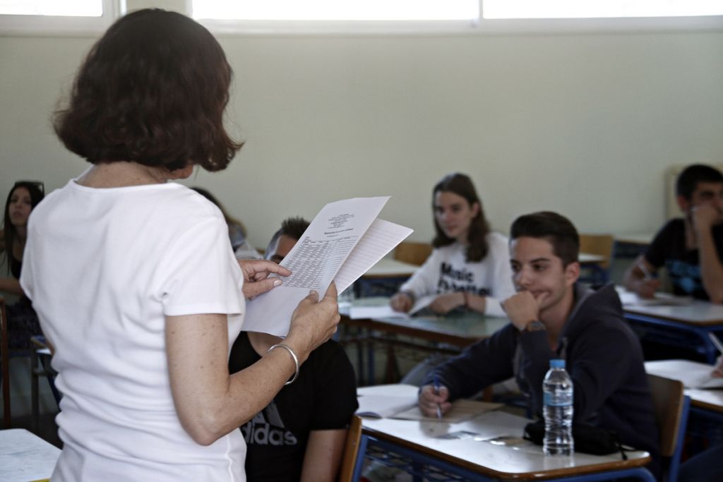 Δάσκαλοι και καθηγητές κατά Γαβρόγλου: Εμπαιγμός το νέο σχέδιο