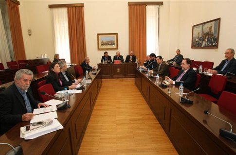 Κωνσταντοπούλου και Κασιδιάρης στο στόχαστρο Μαρκογιαννάκη