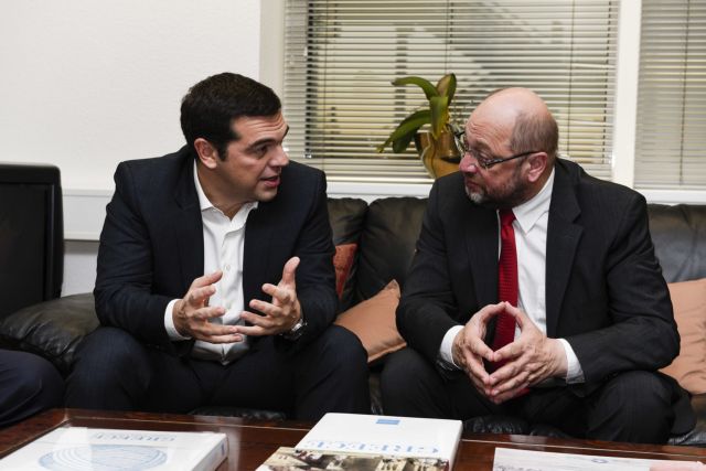 Τσίπρας: Παράλογες οι απαιτήσεις για άρση προστασίας της α’ κατοικίας