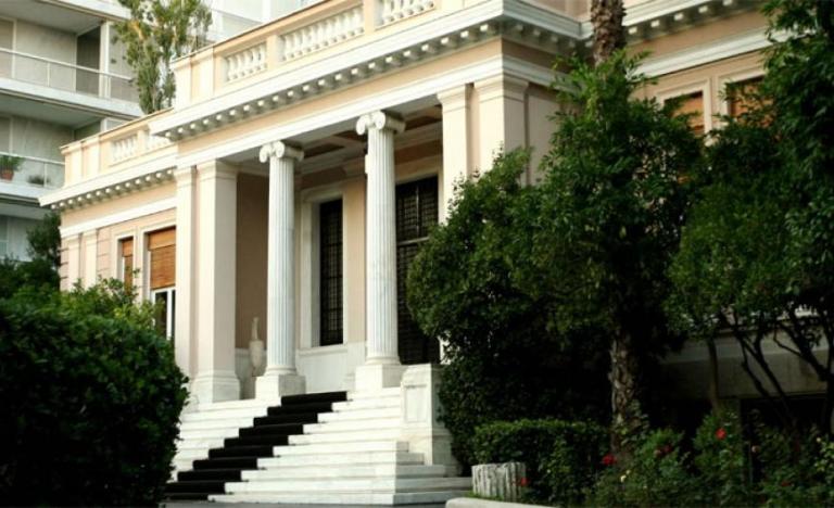 Ενας ελέφαντας στο Μαξίμου