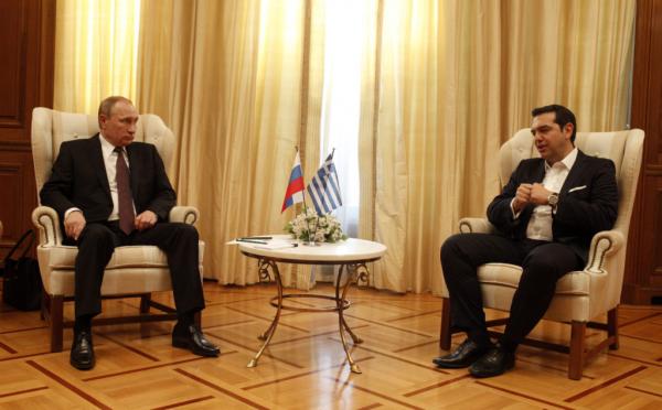 Στην Μόσχα ο πρωθυπουργός – Συναντήσεις με Πούτιν και Μεντβέντεφ