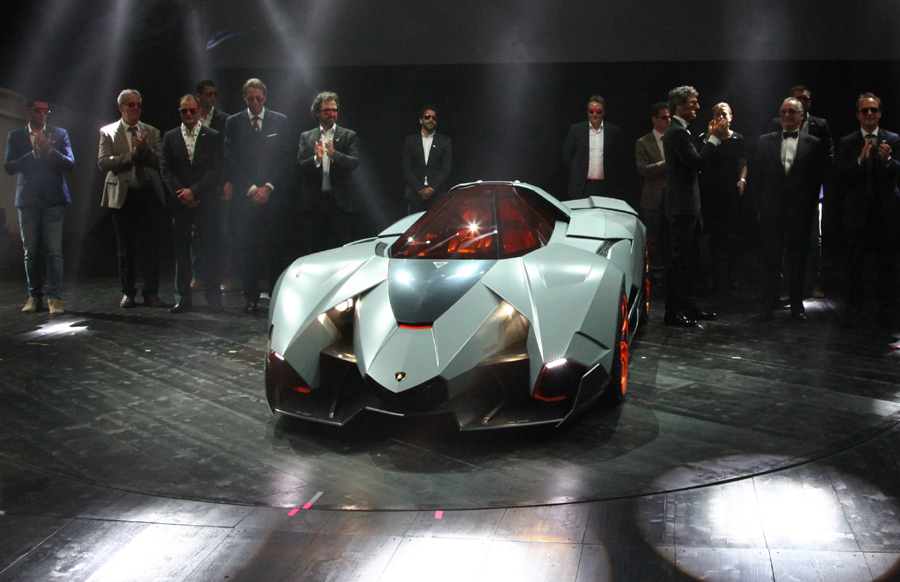 Τέλος διαδρομής για τα 350 supercars της Lamborghini