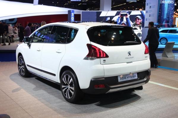 65η Έκθεση Αυτοκινήτου Φρανκφούρτης: Peugeot 3008 HYbrid4