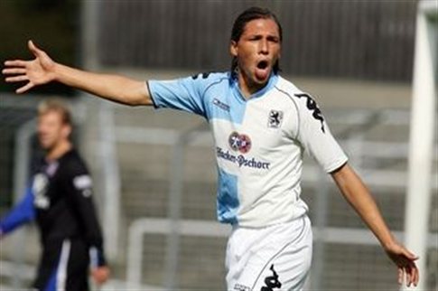 Υπέγραψε ο Χολέμπας, υπογράφει ο Ρόμενταλ