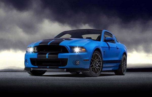 Ford Shelby GT500 2013