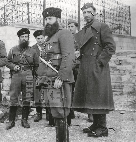 Το ΚΚΕ ξαναγράφει την ιστορία του Άρη Βελουχιώτη