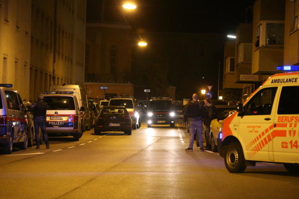 Συναγερμός στη Βιέννη: Επίθεση ενόπλων σε εκκλησία - Αναφορές για τραυματίες