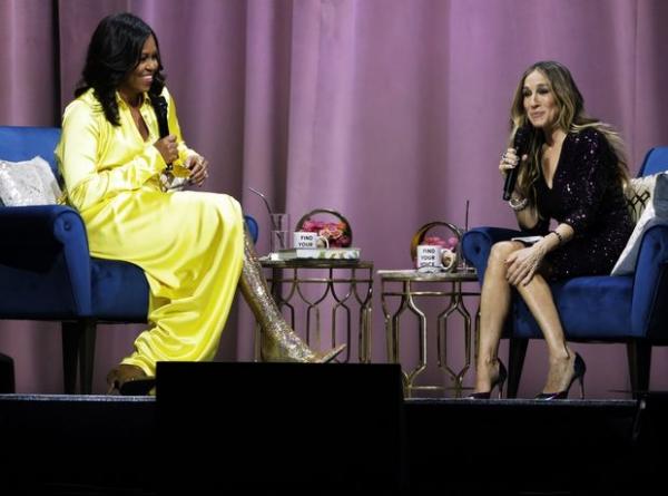 Η απάντηση της Μισέλ Ομπάμα για τις «χρυσές» μπότες