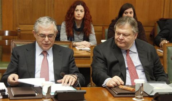 Αναπόφευκτη η μείωση των συντάξεων, είπε ο πρωθυπουργός στο Υπουργικό