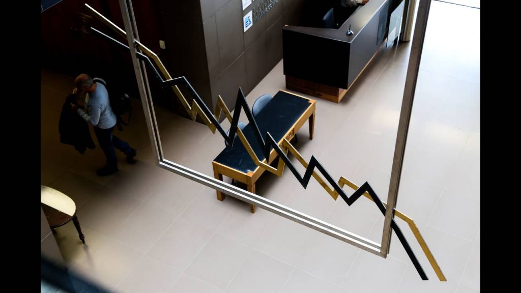 Με πτώση άνοιξε το Χρηματιστήριο