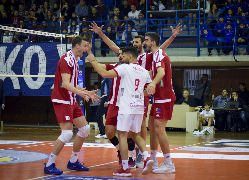 Εύκολη νίκη του Ολυμπιακού