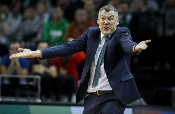 Eξω φρενών ο Γιασικεβίτσιους για την ήττα στα Κανάρια! [εικόνα]