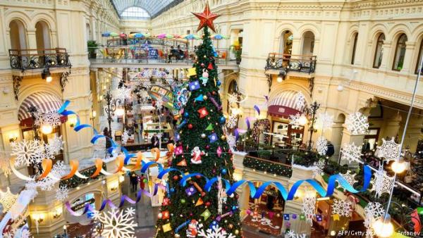 Τα Χριστούγεννα διχάζουν τους εμπόρους