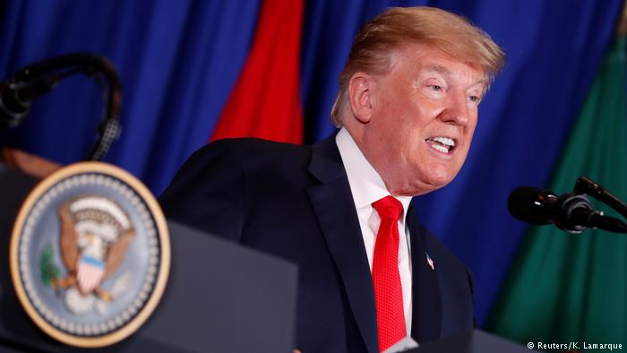 Σόου Τραμπ με γερμανούς αυτοκινητοβιομήχανους