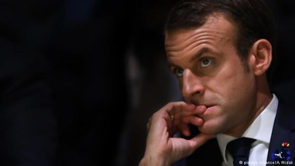 Σύγκρουση Μακρόν και Φιλίπ