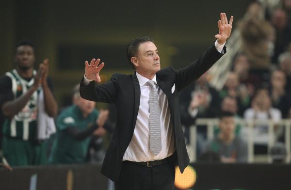 Ρικ Πιτίνο, ο 16ος «πράσινος» κόουτς της Basket League