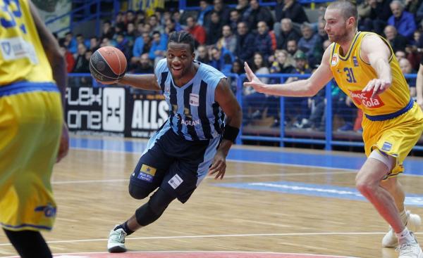 Νίκη με άγχος στο φινάλε για το Περιστέρι