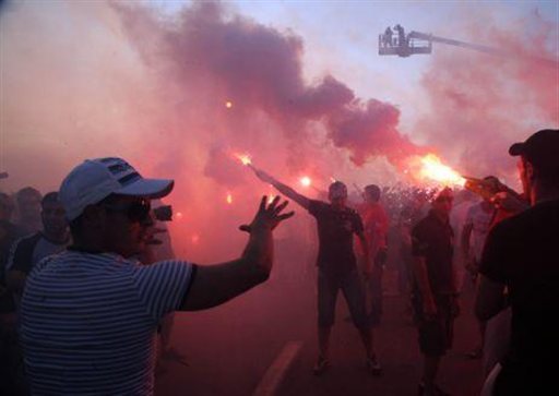 Υποδέχθηκαν Ριέρα και ζήτησαν Γκατούζο οι οπαδοί του Ολυμπιακού