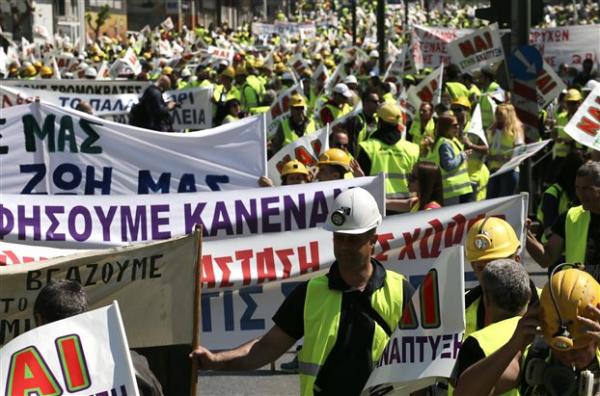 Στην Αθήνα 4000 μεταλλωρύχοι – Πορεία στη Βουλή – Ζητούν «έντιμο συμβιβασμό»