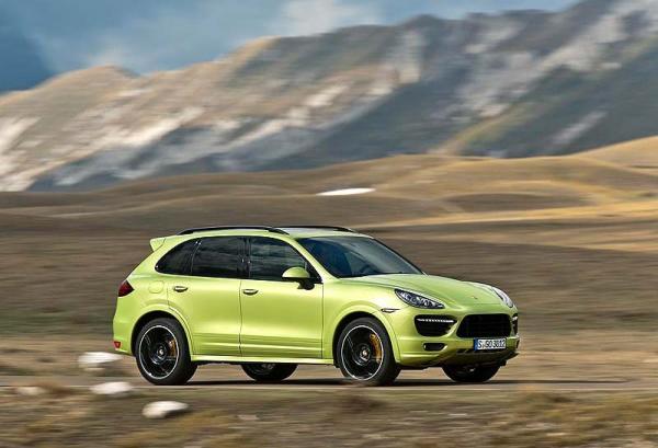 Porsche Cayenne GTS 2013
