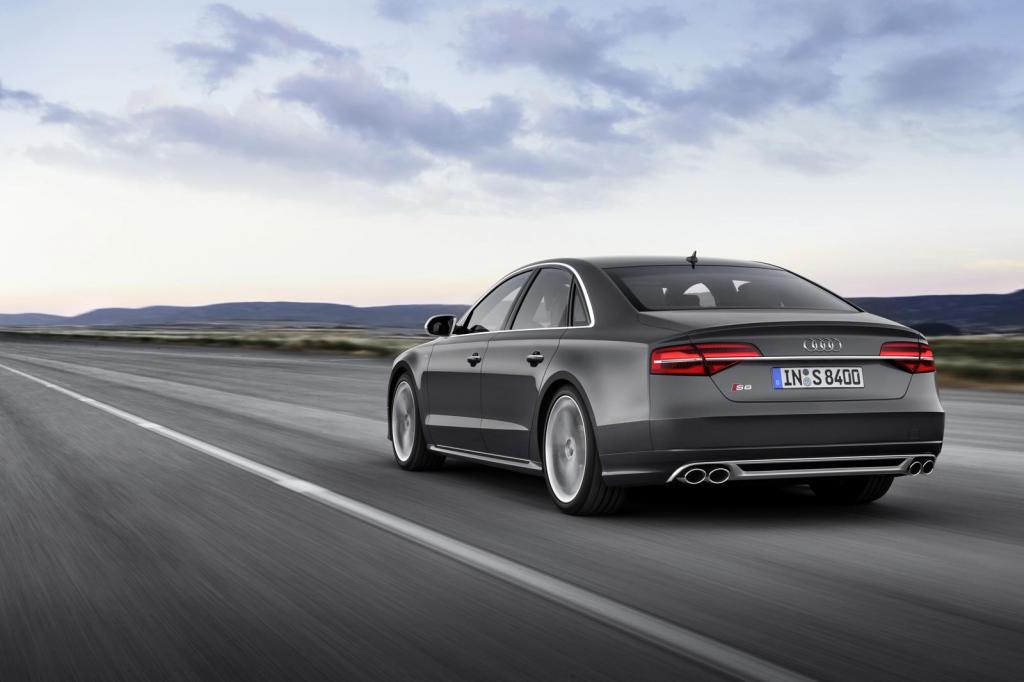 Audi S8 2014