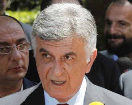 Δεν θα είναι υποψήφιος του ΠΑΣΟΚ στην Καστοριά ο Φίλιππος Πετσάλνικος