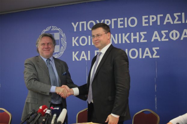 Κατρούγκαλος: Θα χρειαστούν νέοι πόροι σε συνδυασμό με τις περικοπές για το Ασφαλιστικό