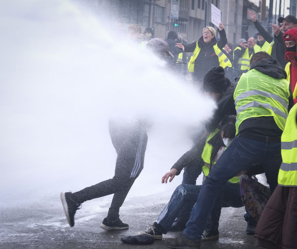 Γαλλία: 81 συλλήψεις στις διαδηλώσεις των «κίτρινων γιλέκων»