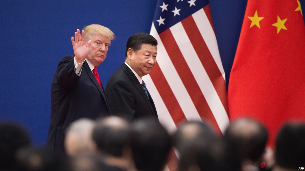 Ο Τραμπ απειλεί την Κίνα με νέους δασμούς αν δεν υπάρξει συμφωνία εντός τριμήνου